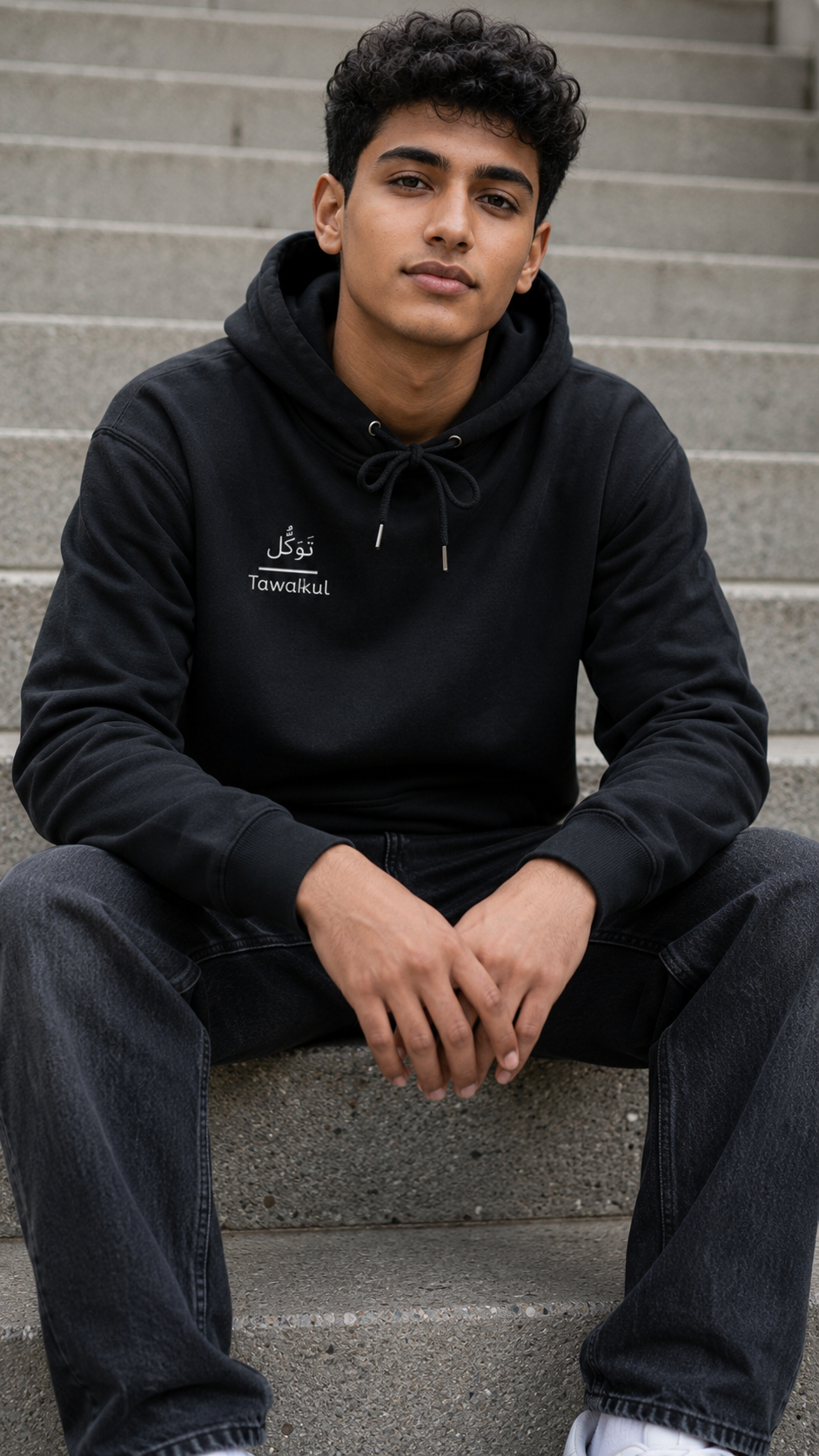 Tawakul Hoodie — Muslim Streetwear Hoodie with Arabic Calligraphy & Bold Back Graphic