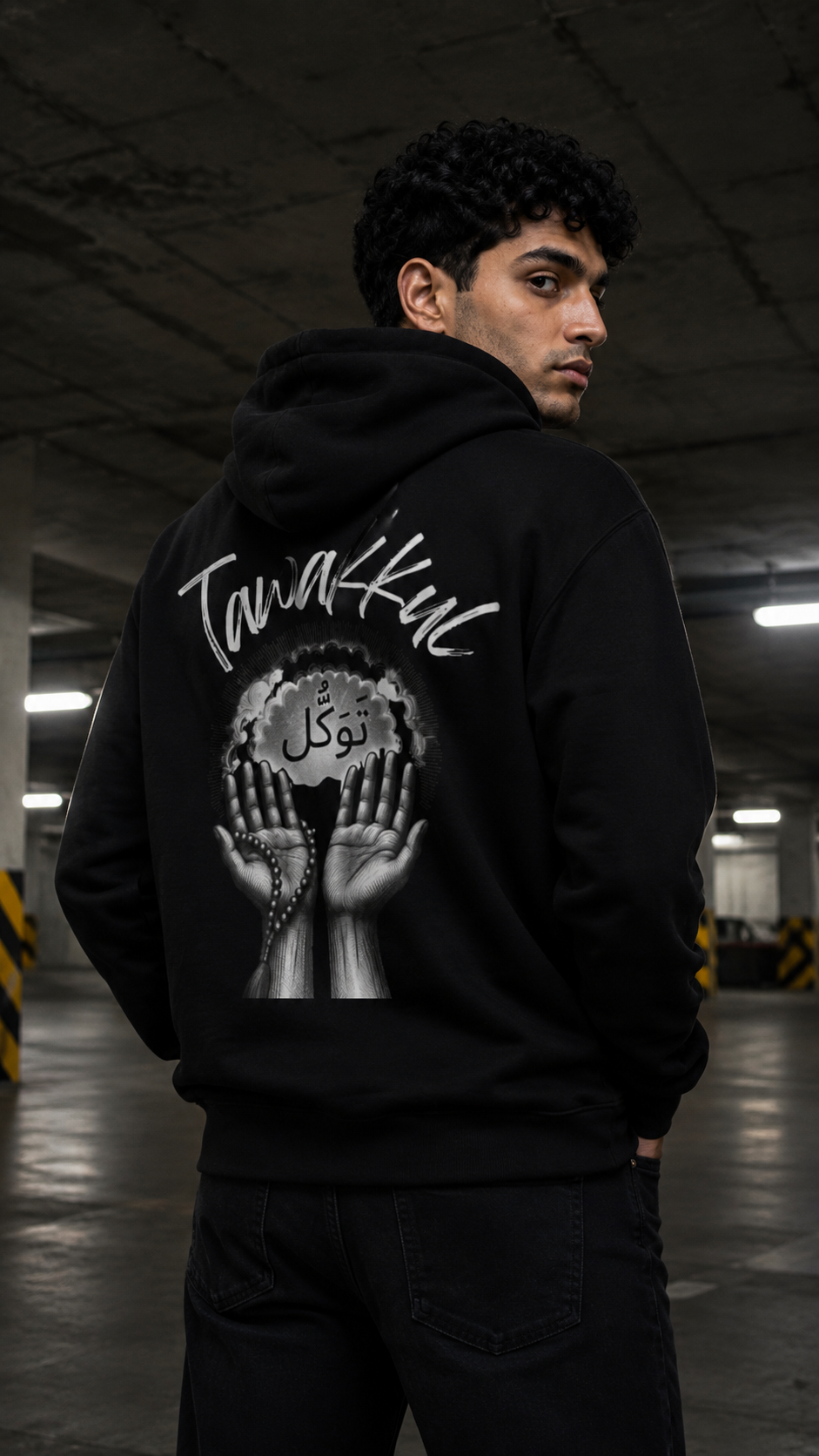 Tawakul Hoodie — Muslim Streetwear Hoodie with Arabic Calligraphy & Bold Back Graphic